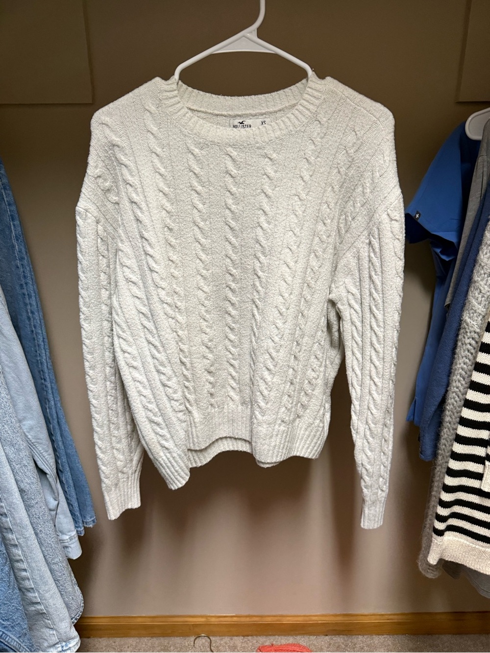 Hollister Cable Knit Crewneck Sweater - White